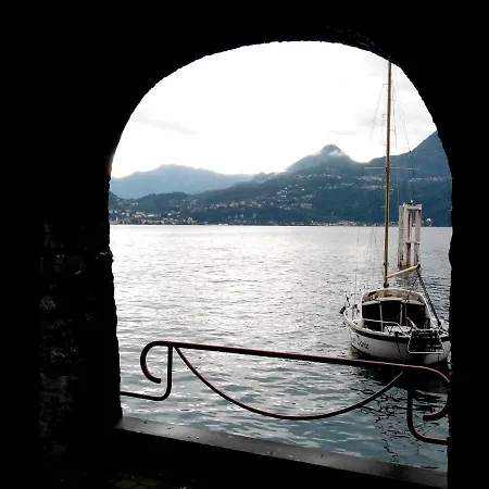 Casa Vacanze Nel Castagneto Apartamento *