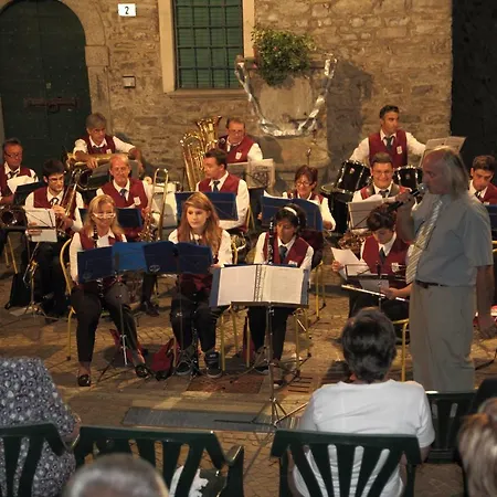 Daire Casa Vacanze Nel Castagneto Perledo
